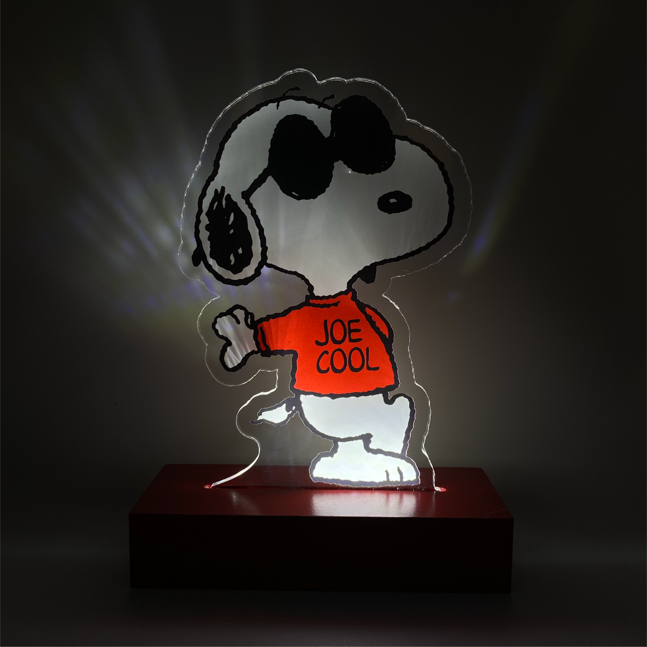 Peanuts Snoopy Joe Cool LED Illuminated Tabletop Acrylic Light Decor, 6 Inch